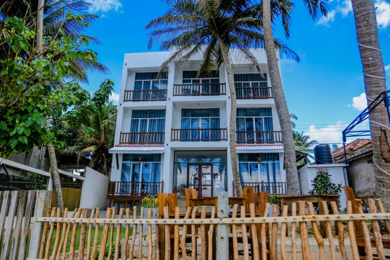 Shanora Beach Mirissa Exterior photo